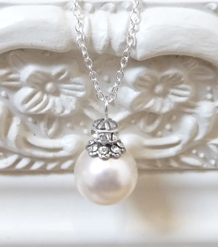 Antique Silver Embellished Pendant Necklace