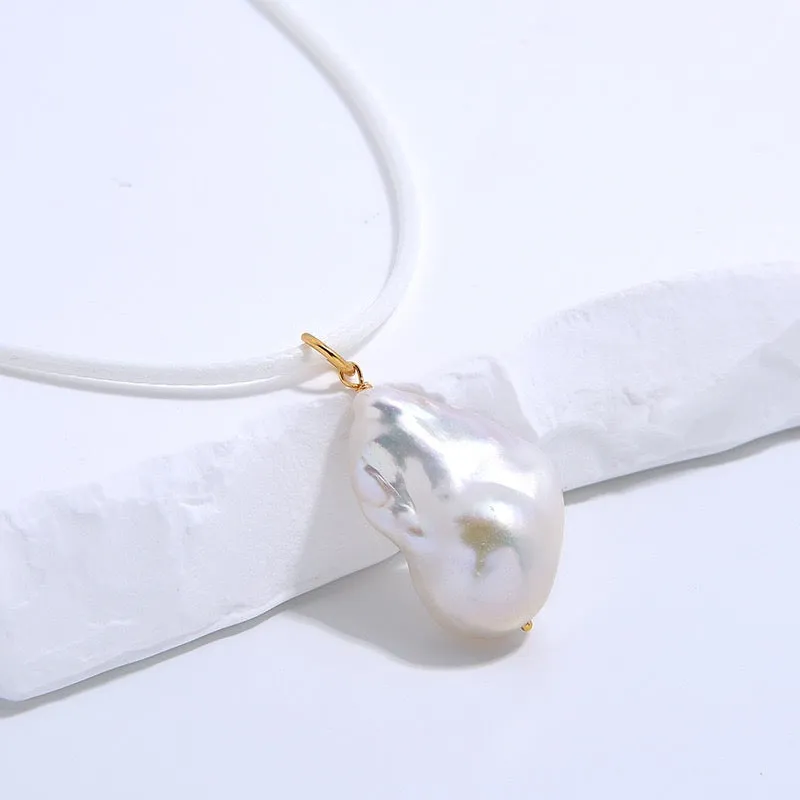 Baroque Pearl Leather Cord Necklace