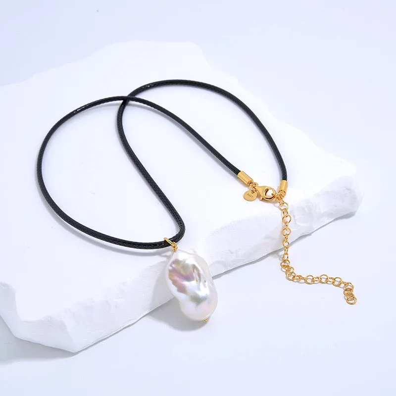 Baroque Pearl Leather Cord Necklace