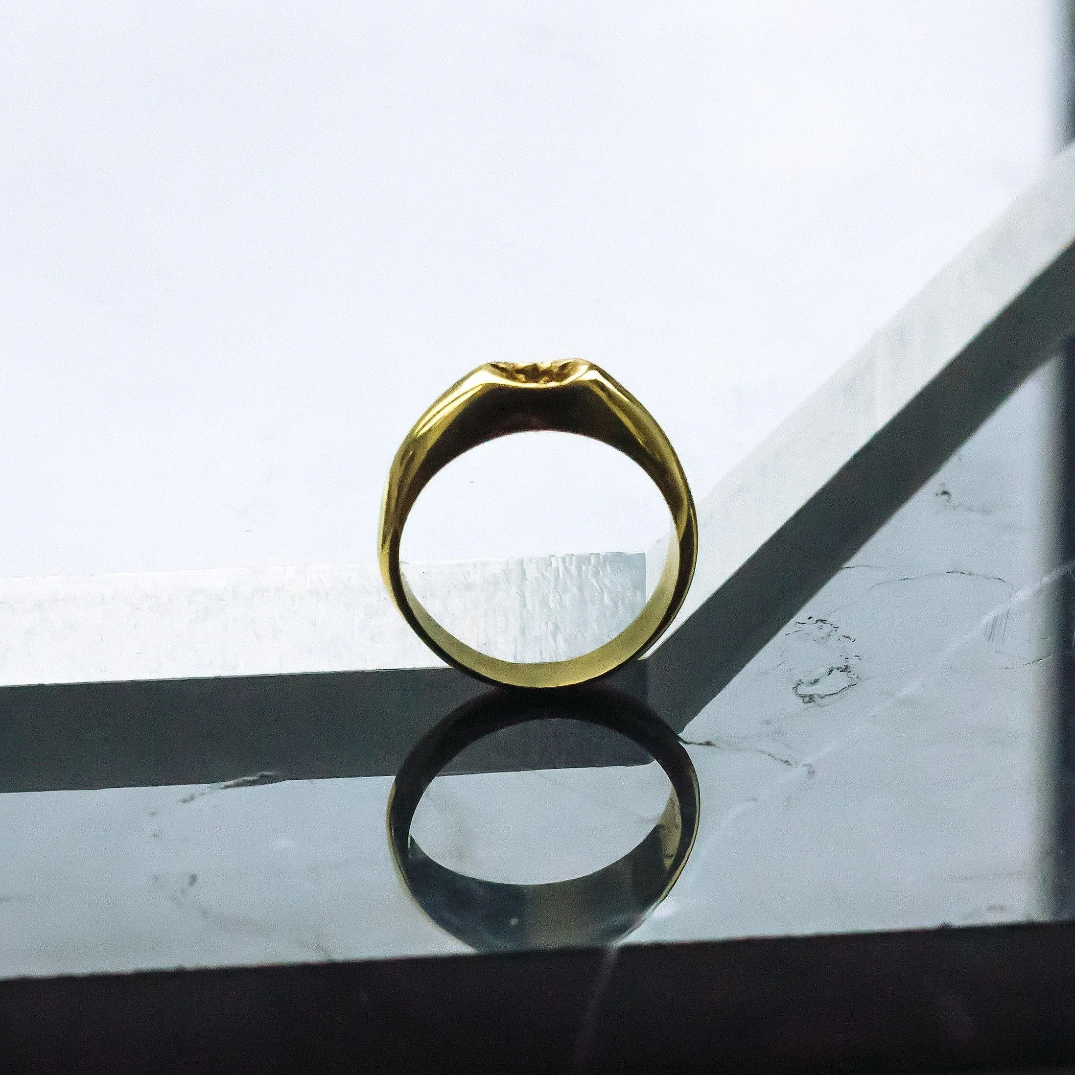 CRATER SIGNET