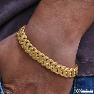 Delicate Design Gold Plated Pokal Bracelet for Men - Style D619