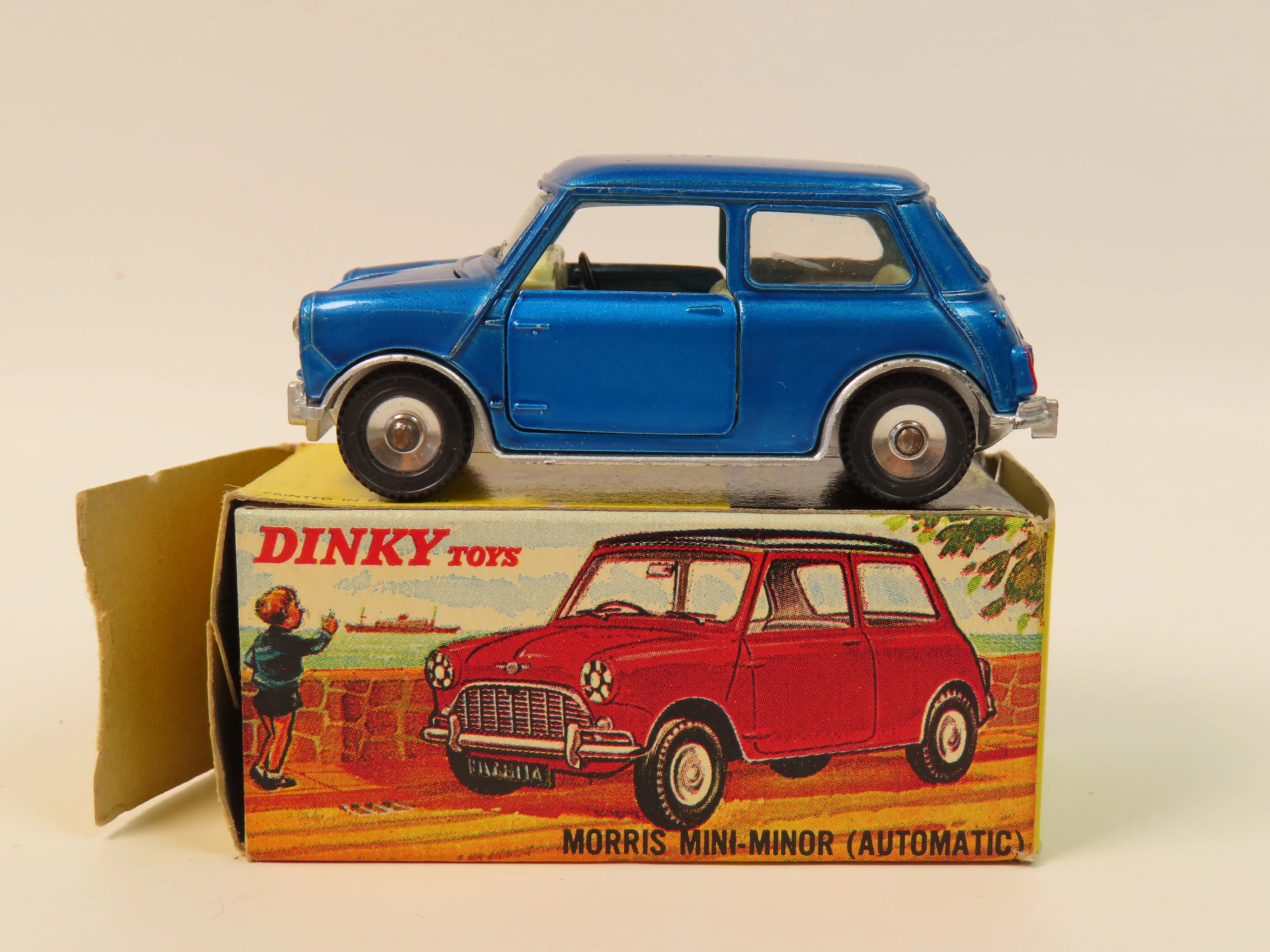 Dinky 183 Morris Mini-Minor, Very Near Mint/Boxed! Scarce colour!