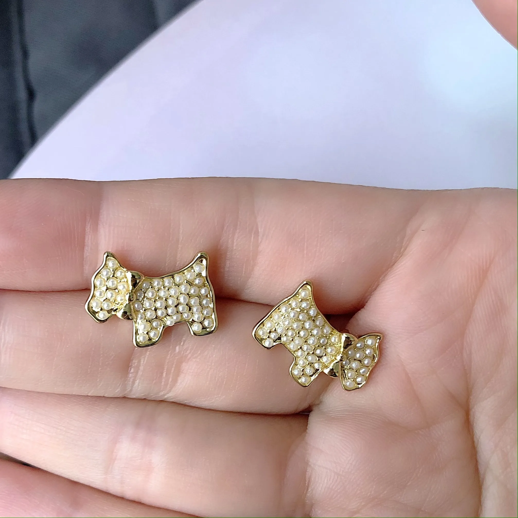 Doggy Mini Pearls Earrings
