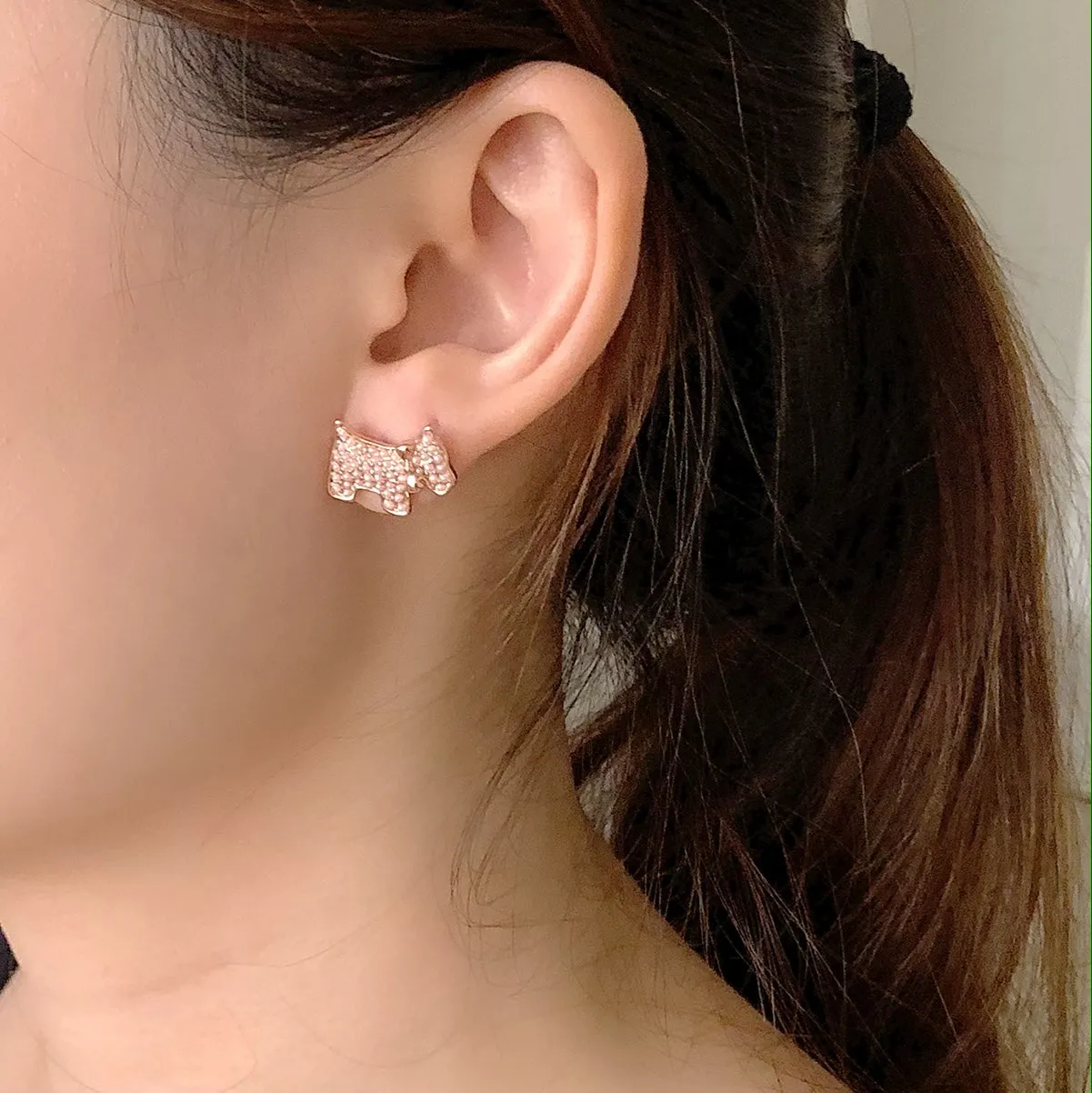 Doggy Mini Pearls Earrings