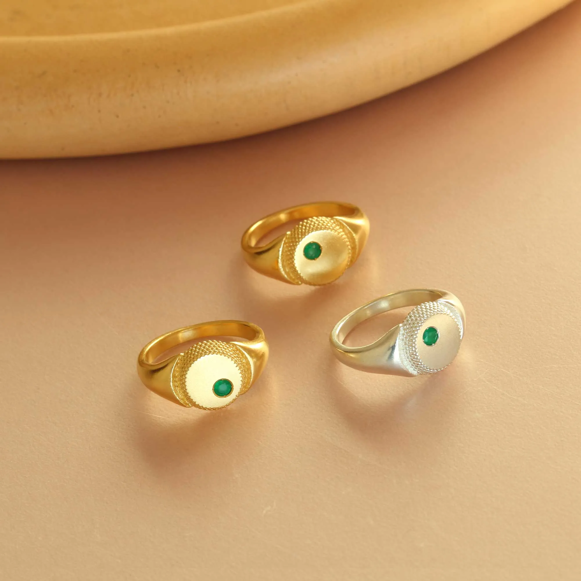 Emerald Paragon Signet Ring