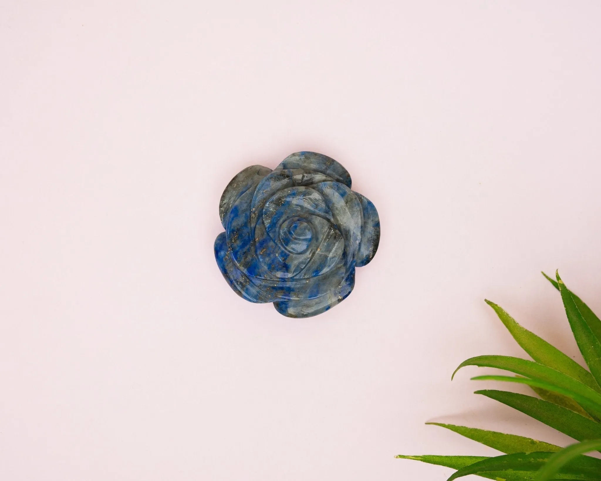 Lapis Lazuli Rose 93.1g