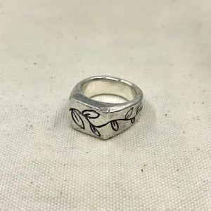 Laurel Signet Ring