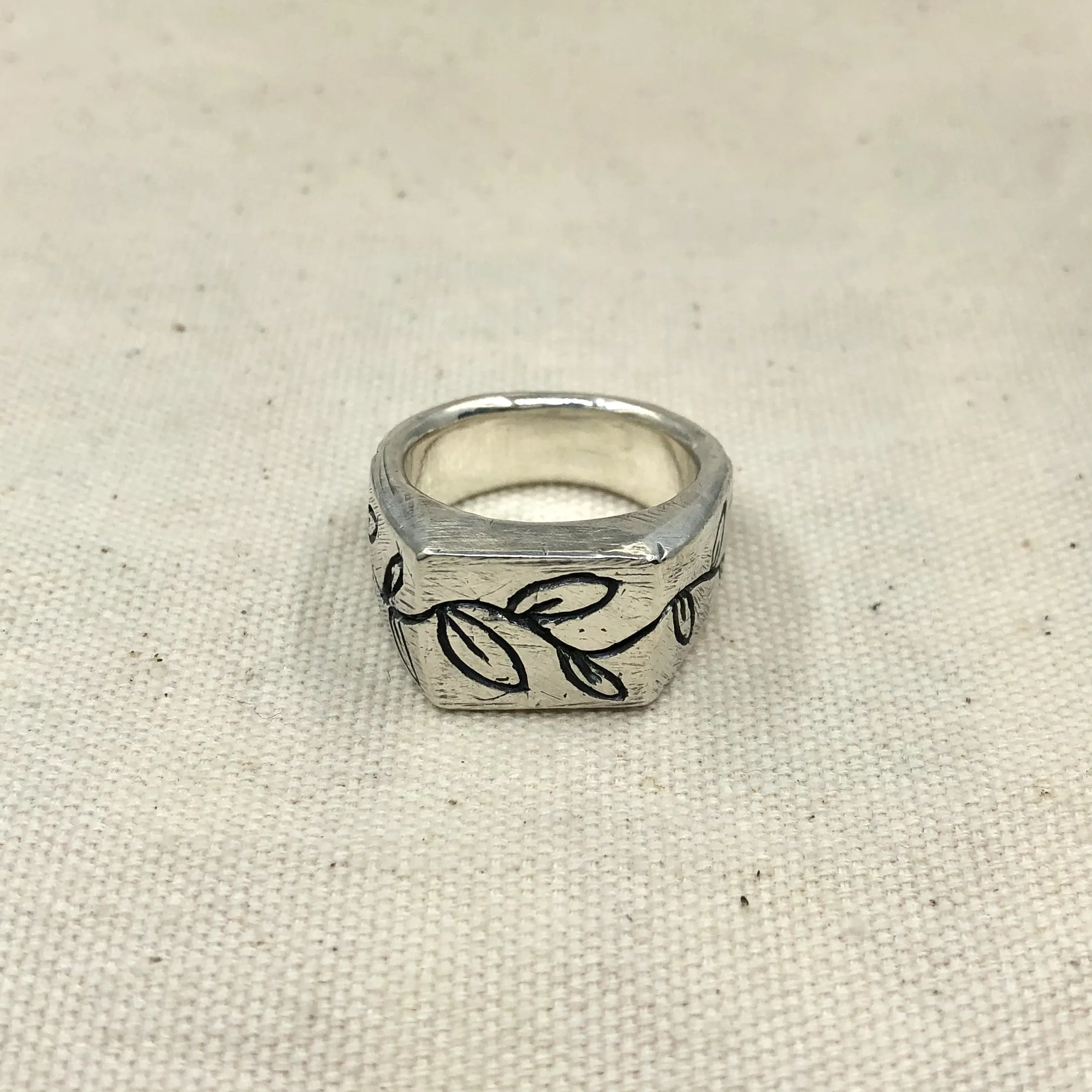 Laurel Signet Ring