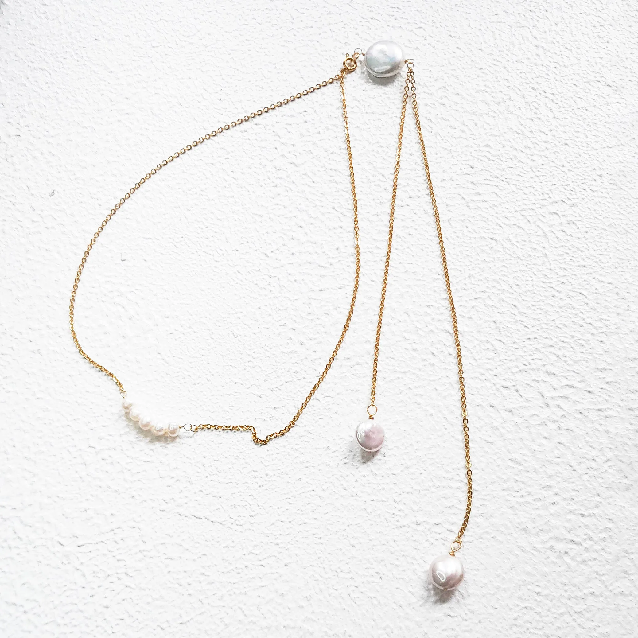 Pearl backdrop necklace with attachment