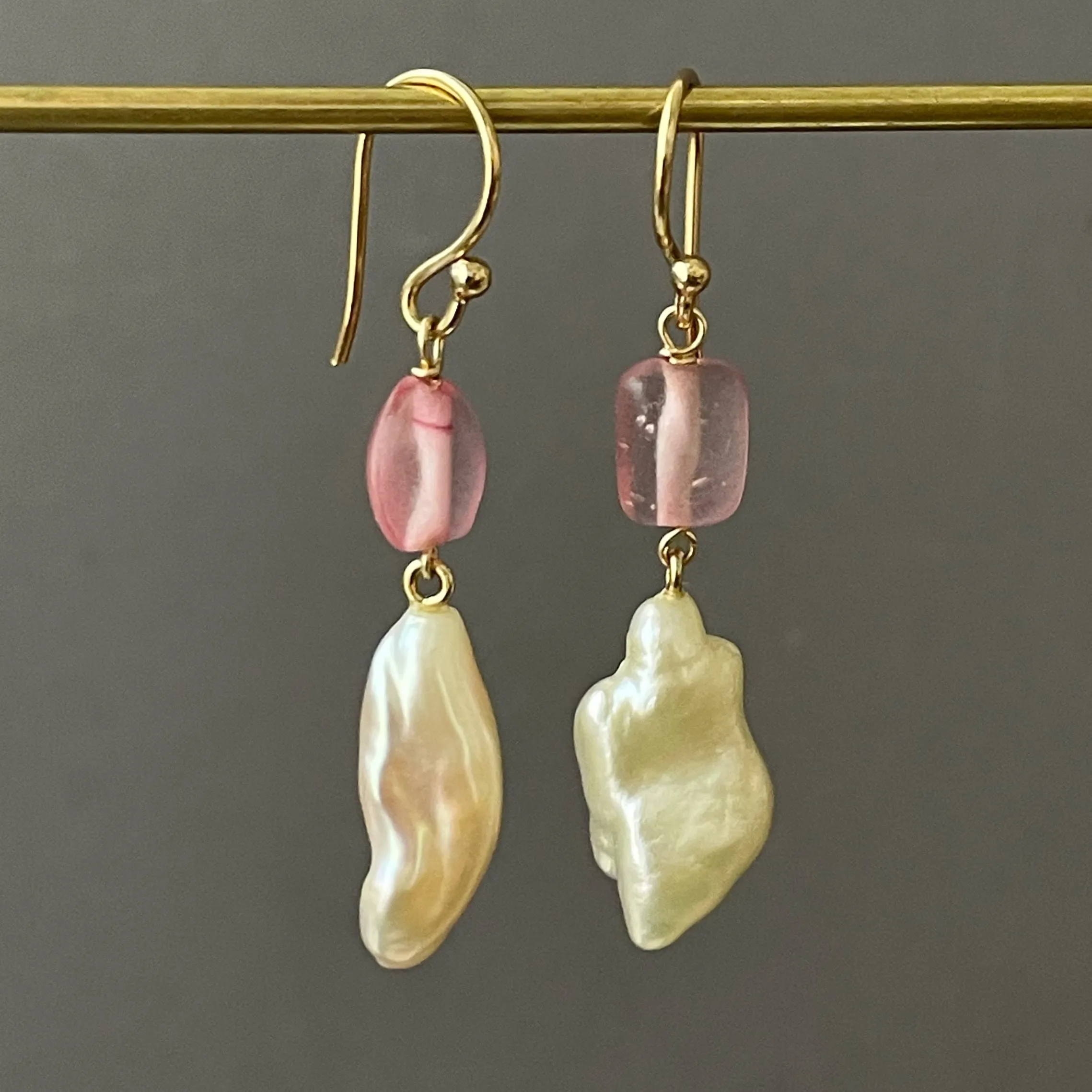 "pink but not neon" pearl earrings