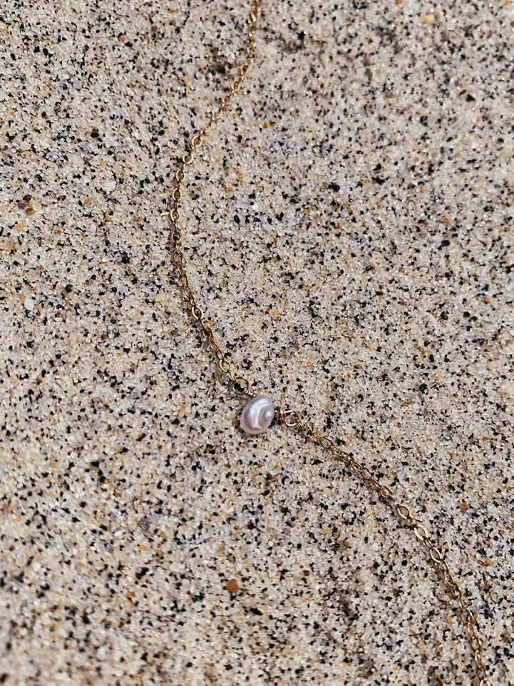 Single Pearl Choker