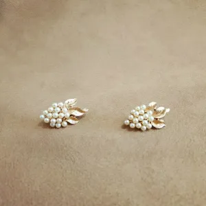Trifari Golden Pearl Grape Vintage Earrings 004