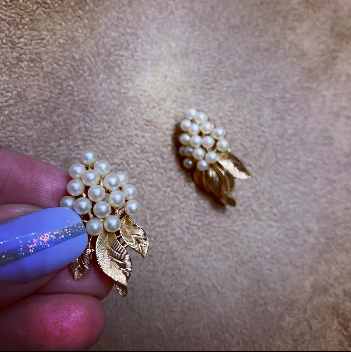 Trifari Golden Pearl Grape Vintage Earrings 004