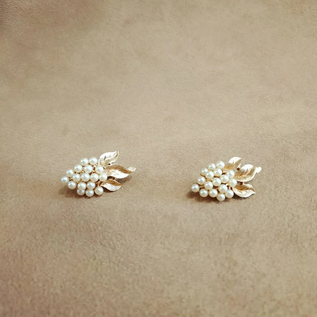 Trifari Golden Pearl Grape Vintage Earrings 004