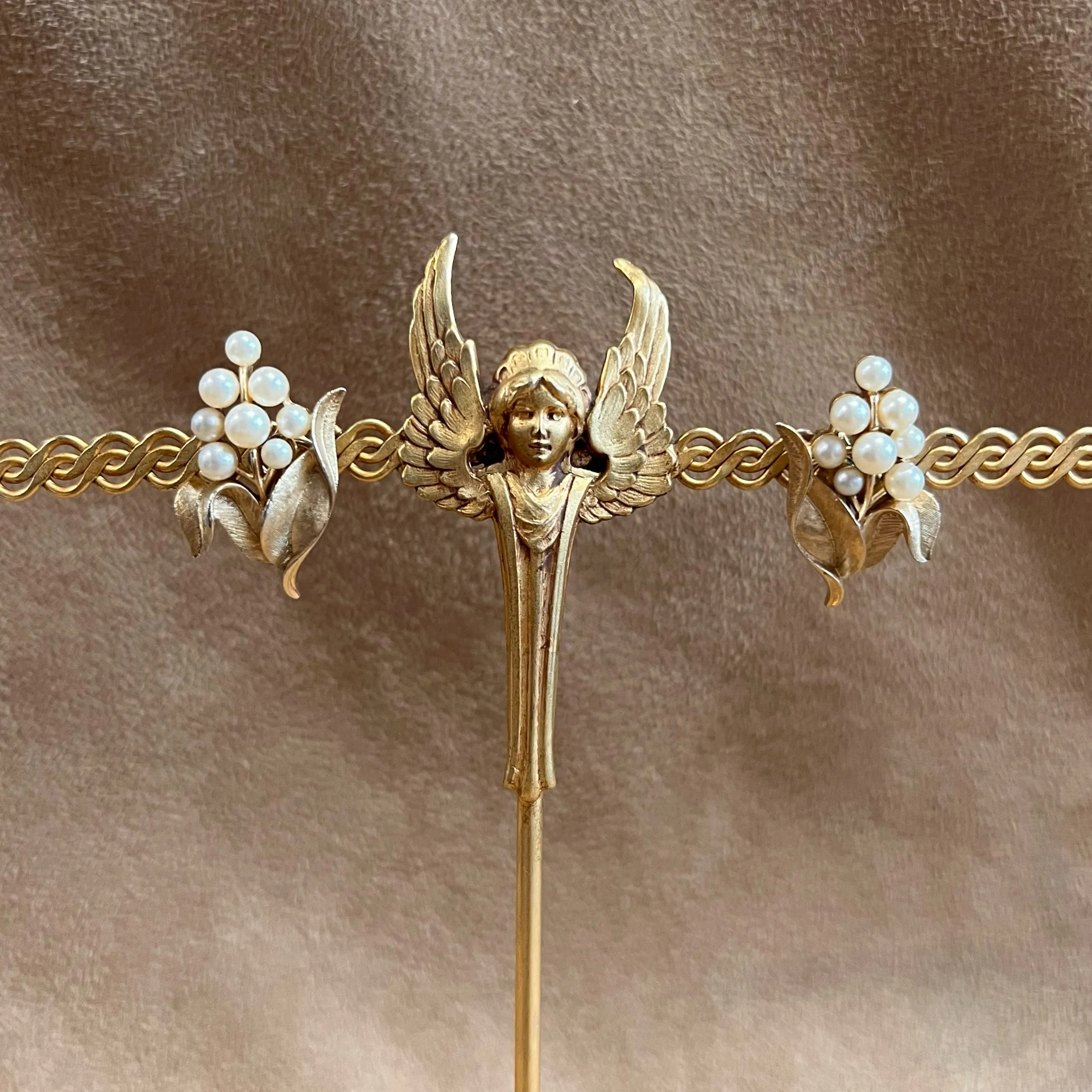 Trifari Leafy Pearl Vintage Clip on Earrings