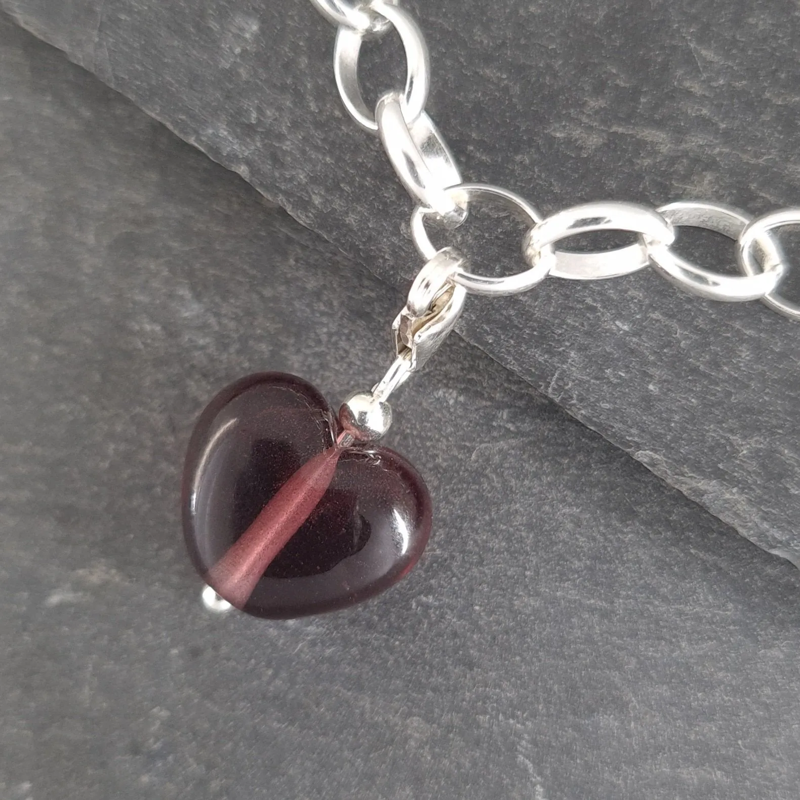 Velvet & Gloss - Cora Heart Clip on Charms