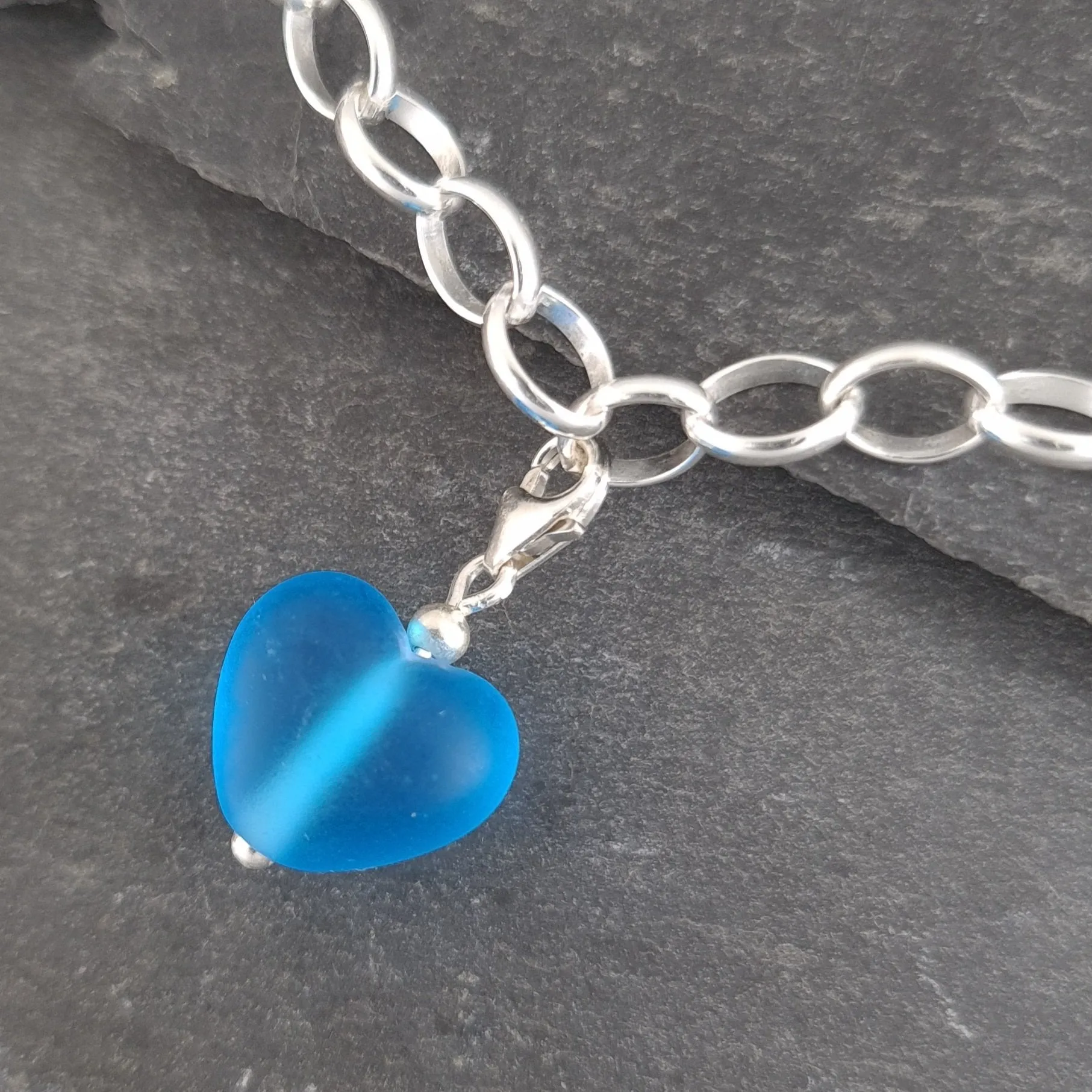 Velvet & Gloss - Cora Heart Clip on Charms