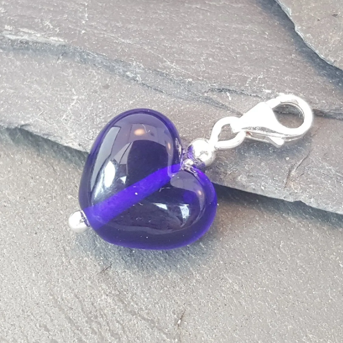 Velvet & Gloss - Cora Heart Clip on Charms