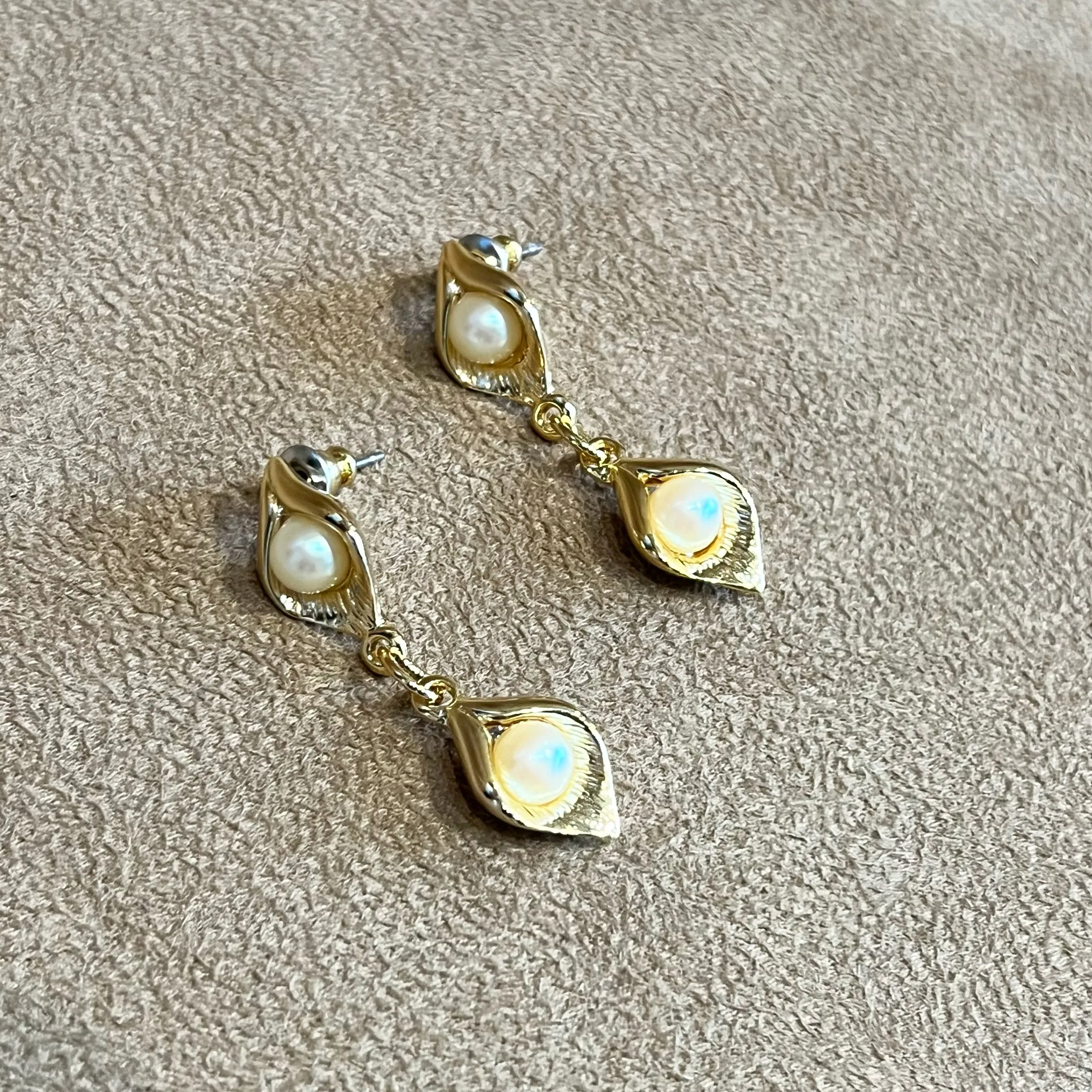 Vintage Gold Plated and Pearl Drop Earrings Pierced
