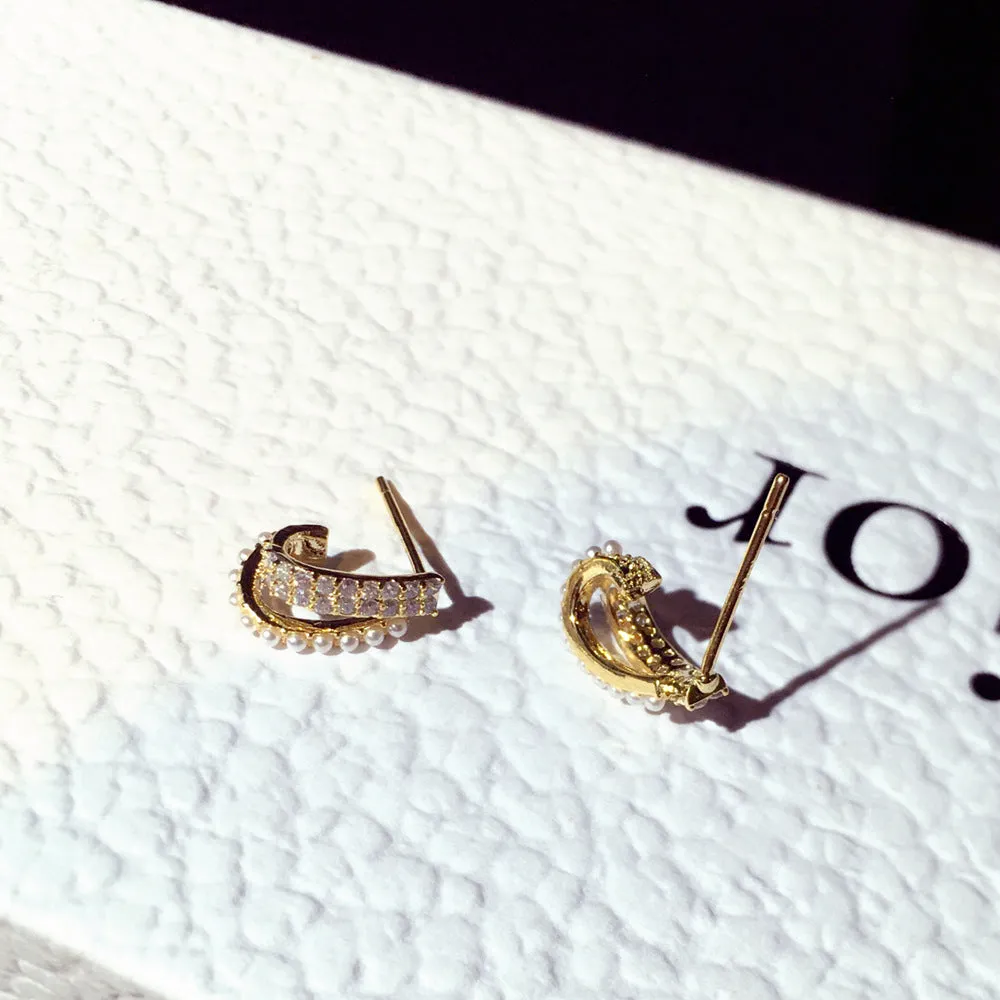 Women's Fashion Zircon Temperamental Earrings